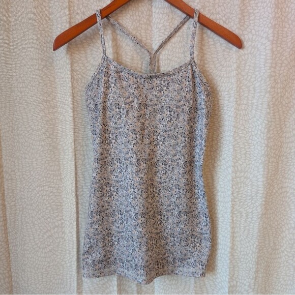 Lululemon Power Y Tank Petite Fleur Silver Spoon Size 4 - Picture 5 of 8
